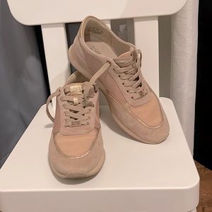 Women’s NATURALIZER Sneaker